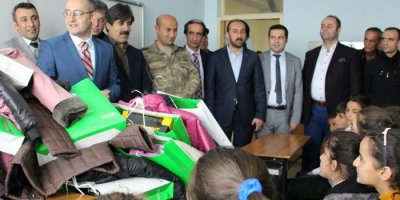 Mamak Belediyesinden Çukurcalı öğrencilere destek