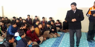 Hakkarili öğrencilere afet semineri