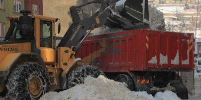 Hakkari’de kar temizleme çalışması