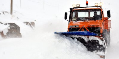 Şemdinli-Derecik karayolu ulaşıma kapandı