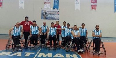 Hakkari ekibinden farklı galibiyet