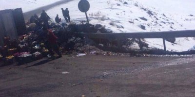 Hakkari-Van yolunda kaza