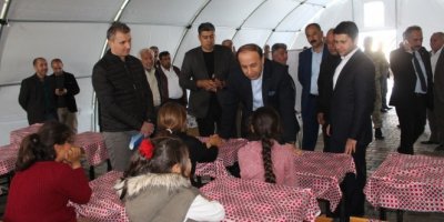 Okullar 2 gün tatil edildi