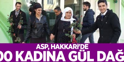 ASP, Hakkari'de 4000 kadına Gül dağıttı