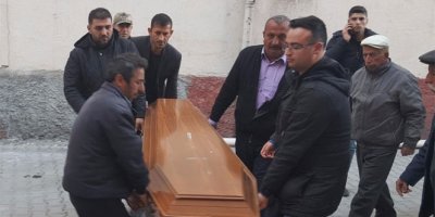 73 yaşındaki yaşlı kadın banyoda ölü bulundu