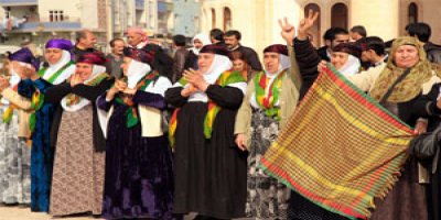 Kadınlar Nusaybin'den Qamişlo'ya sesleniyor!