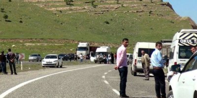 Mardin-Diyarbakır karayolu trafiğe kapatıldı