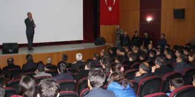 Yüksekova'da 'Polis Haftası' kutlaması