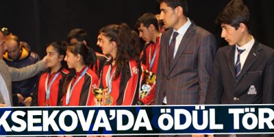 Yüksekova'da ödül töreni