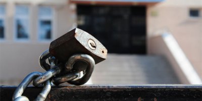 Sabıkalı okulda oy kullanılmıyor