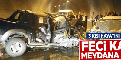 İki araç kafa kafaya çarpıştı: 3 ölü, 3 yaralı