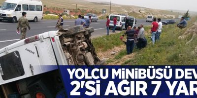 Yolcu minibüsü devrildi: 2'si ağır 7 yaralı