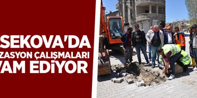 Yüksekova'da Kanalizasyon Çalışmaları Devam Ediyor
