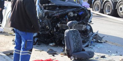 Eskişehir'de feci kaza: 2 ölü, 7 yaralı