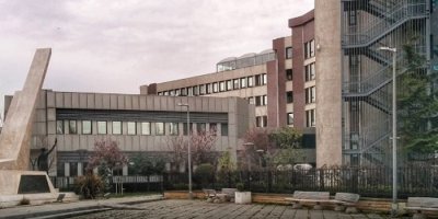 Kadıköy Belediyesi'ne yurtdışı yasağı