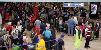 İngiltere’de uçuş krizi