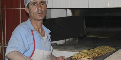 Fırıncıların zorlu mesaisi başladı
