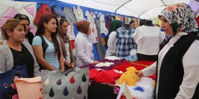 Silopi’de el emeği göz nuru sergisi