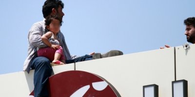 Küçük kızıyla birlikte intihara kalkıştı