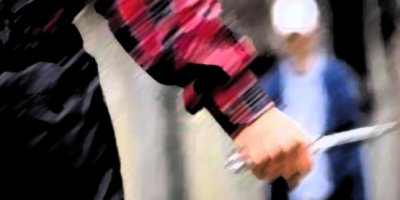 Gençlerin kavgasında bıçaklar çekildi: 1 ölü 3 yaralı