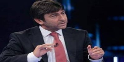 Rıdvan Dilmen: Fenerbahçe dibe vurdu