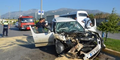 Manisa'da trafik kazası: 6 yaralı!