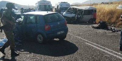 Batman’da trafik kazası: 1 ölü, 10 yaralı