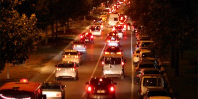 Hafta sonu tatili trafiği felç etti