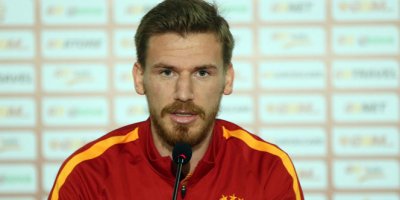 Serdar Aziz, A Milli Takım kadrosundan çıkarıldı