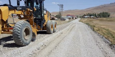 Gürpınar’da yol yapım çalışması
