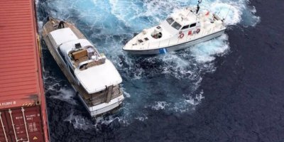 Sicilya açıklarında 77 göçmeni kurtarıldı