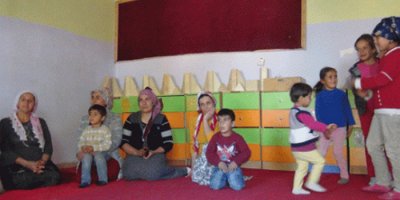 'Kadınlara ve çocuklara eğitim vermek istiyor'