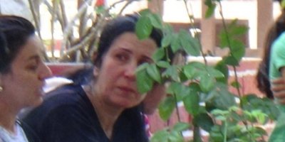 Annesine kendisini öldürttü