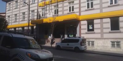 Şüpheli kargo paketinden taş çıktı