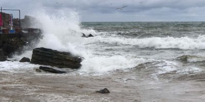 Batı Karadeniz’de şiddetli fırtına
