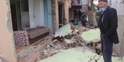 Tüp patladı: 1'i çocuk 5 yaralı