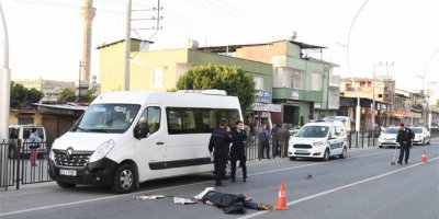 Minibüsün çarptığı Suriyeli genç hayatını kaybetti