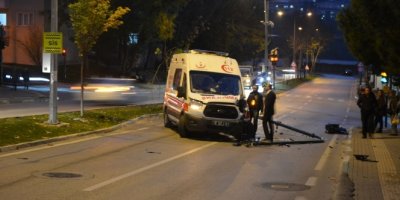 Hasta taşıyan ambulans kaza yaptı