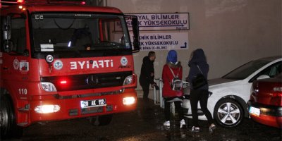 Üniversitede yangın paniği
