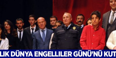 Yüksekova'da '3 Aralık Dünya Engelliler Günü'nü kutlandı