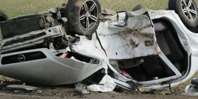 Trafik kazası, 3 kişi Hayatını kaybetti