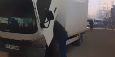 Yüksekova’da araçların yakıt depoları dondu