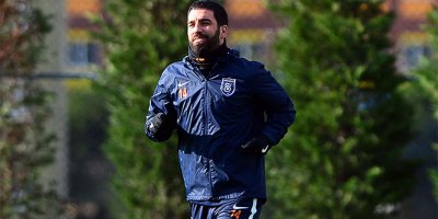 Turan Başakşehir ile ilk antrenmanına çıktı