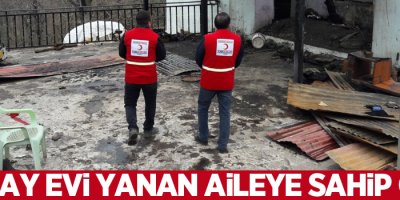 Kızılay evi yanan aileye sahip çıktı