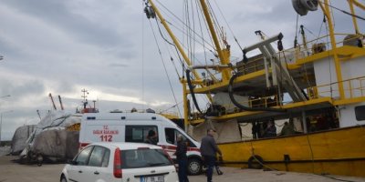 Kuru yük gemisinde patlama: 1 ölü, 1 yaralı