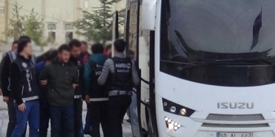 Hakkari'de operasyon: 15 gözaltı