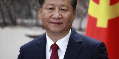 Çin'de ömür boyu başkanlığın yolu açıldı