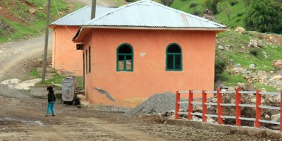 Nehri Kabristanlığındaki bakımsızlığa büyük tepki