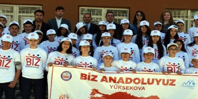 Yüksekovalı 150 öğrenci İstanbul'a gönderildi