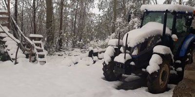 Yüksekova’da kar yağışı